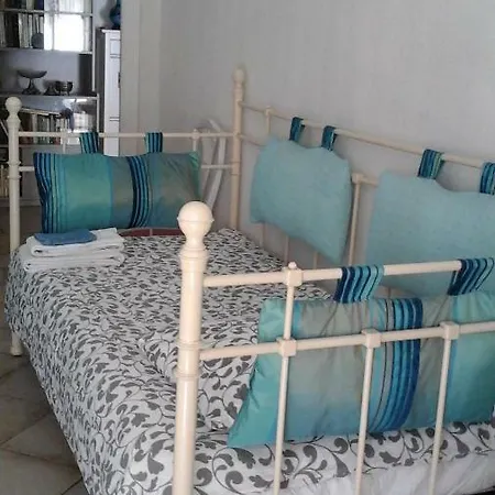 Bed and breakfast Chambres A Louer *